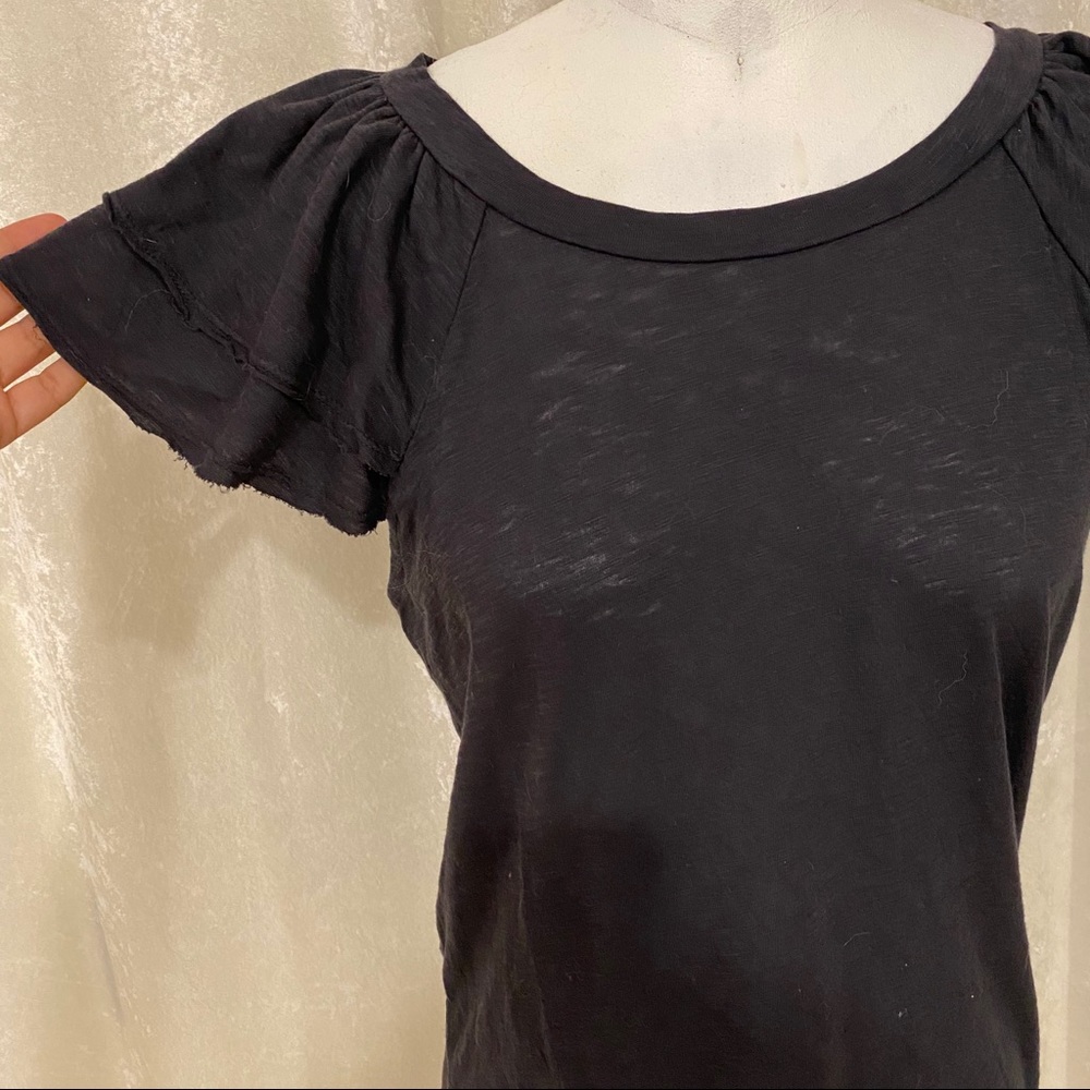 Sundry Ruffled Sleeve Top